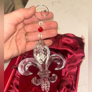 Waterford Crystal Fleur de Lys ornament year 2013 with enhancer